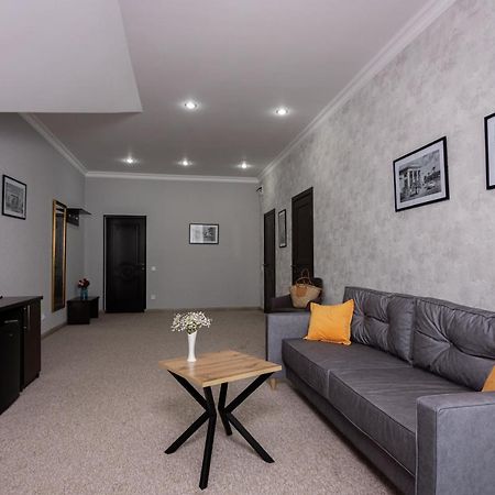 Hotel Nikopoli On Vodopadnaya 21А New Athos Dış mekan fotoğraf