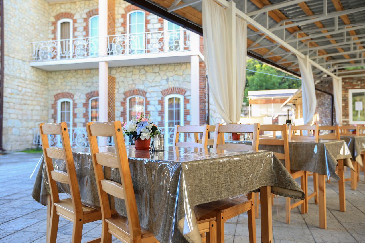 Hotel Nikopoli On Vodopadnaya 21А New Athos Dış mekan fotoğraf
